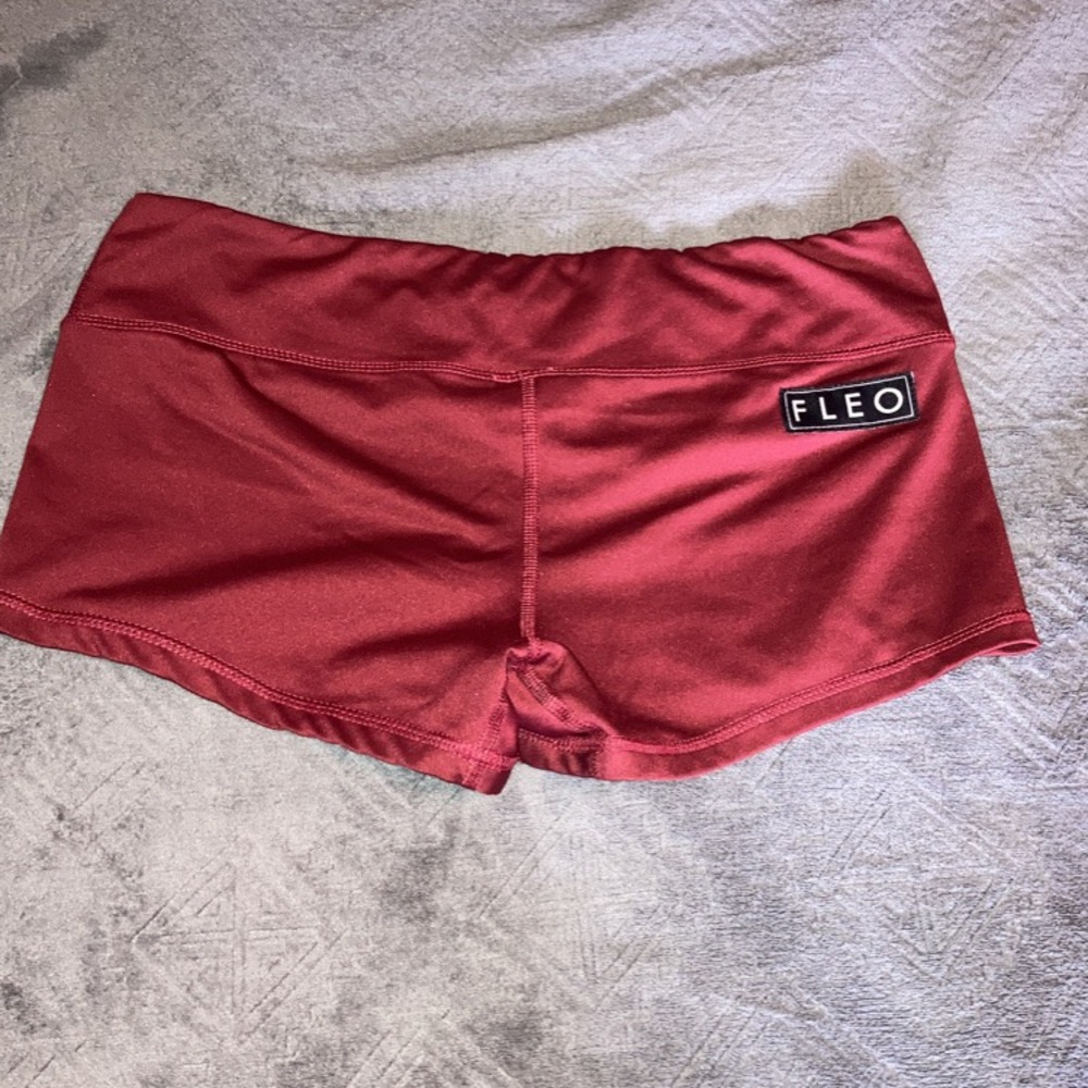 Maroon Fleo Shorts